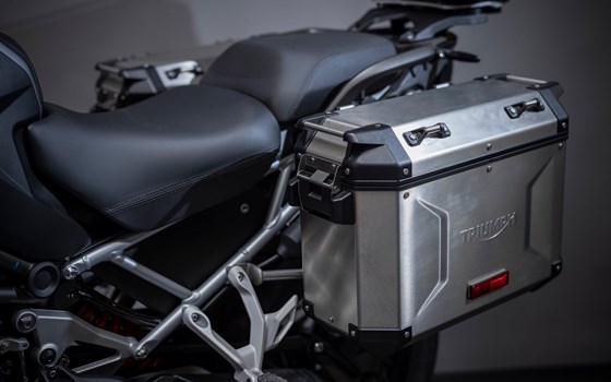Umgebautes Motorrad Triumph Tiger 1200 GT Explorer von Triumph Emsland - Hertrampf Racing - Bild 12 Umgebautes Motorrad Triumph Tiger 1200 GT Explorer von Triumph Emsland - Hertrampf Racing - Bild 12