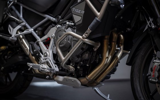 Umgebautes Motorrad Triumph Tiger 1200 GT Explorer von Triumph Emsland - Hertrampf Racing - Bild 23 Umgebautes Motorrad Triumph Tiger 1200 GT Explorer von Triumph Emsland - Hertrampf Racing - Bild 23