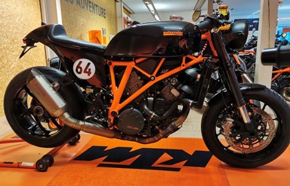 KTM 1290 Super Duke Custom Bike KTM 1290 Super Duke Custom Bike