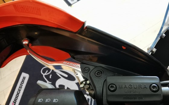 Umgebautes Motorrad KTM 790 Adventure R von Motocenter Hegau GmbH - Bild 9 Umgebautes Motorrad KTM 790 Adventure R von Motocenter Hegau GmbH - Bild 9