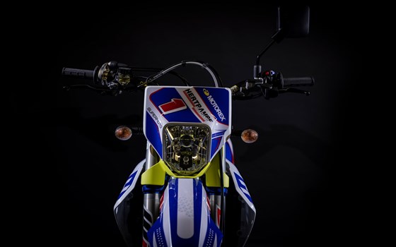 Umgebautes Motorrad Husqvarna FE 501 von Hertrampf Racing Emsbüren - Bild 14 Umgebautes Motorrad Husqvarna FE 501 von Hertrampf Racing Emsbüren - Bild 14
