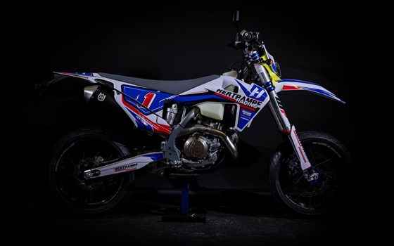 Umgebautes Motorrad Husqvarna FE 501 von Hertrampf Racing Emsbüren - Bild 20 Umgebautes Motorrad Husqvarna FE 501 von Hertrampf Racing Emsbüren - Bild 20