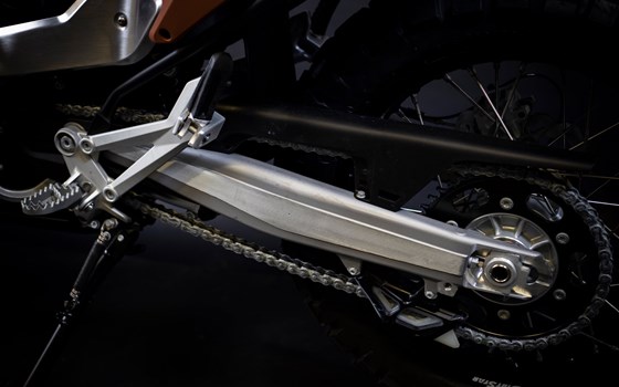 Umgebautes Motorrad Husqvarna 701 Enduro von Hertrampf Racing Emsbüren - Bild 12 Umgebautes Motorrad Husqvarna 701 Enduro von Hertrampf Racing Emsbüren - Bild 12