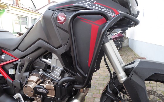 Umgebautes Motorrad Honda CRF1100L Africa Twin von Motorradtechnik Lang GmbH - Bild 10 Umgebautes Motorrad Honda CRF1100L Africa Twin von Motorradtechnik Lang GmbH - Bild 10