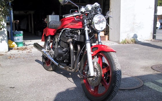 Umgebautes Motorrad Honda CB 750 von chresb - Bild 1 Umgebautes Motorrad Honda CB 750 von chresb - Bild 1