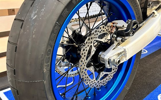 Umgebautes Motorrad Yamaha YZ450F von Zweiradsport Meine - Bild 9