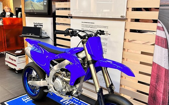 Umgebautes Motorrad Yamaha YZ450F von Zweiradsport Meine - Bild 2