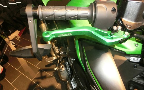 Umgebautes Motorrad Kawasaki Z900 von Moto Point Ilmenau e.K. - Inh. Frank Engelhardt - Bild 5 Umgebautes Motorrad Kawasaki Z900 von Moto Point Ilmenau e.K. - Inh. Frank Engelhardt - Bild 5