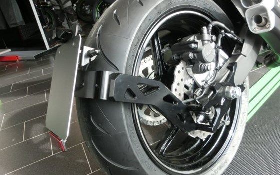 Umgebautes Motorrad Kawasaki Z 800 e von Moto Point Ilmenau e.K. - Inh. Frank Engelhardt - Bild 6 Umgebautes Motorrad Kawasaki Z 800 e von Moto Point Ilmenau e.K. - Inh. Frank Engelhardt - Bild 6
