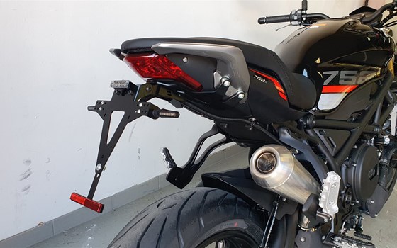 Umgebautes Motorrad Benelli 752 S von Motorrad, Roller, Quad Inh. Christine Grüninger - Bild 17 Umgebautes Motorrad Benelli 752 S von Motorrad, Roller, Quad Inh. Christine Grüninger - Bild 17