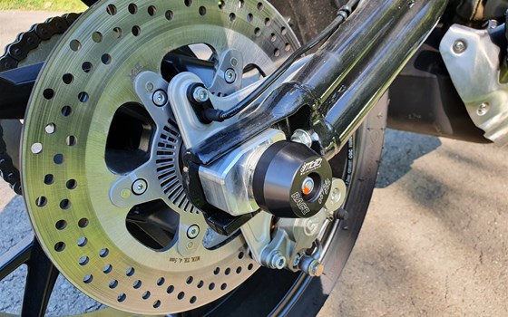 Umgebautes Motorrad Benelli 752 S von Motorrad, Roller, Quad Inh. Christine Grüninger - Bild 11 Umgebautes Motorrad Benelli 752 S von Motorrad, Roller, Quad Inh. Christine Grüninger - Bild 11