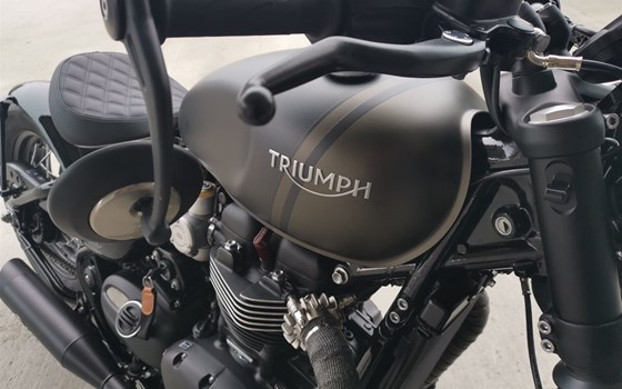 Umgebautes Motorrad Triumph Bonneville Bobber von sk-bikes GmbH - Bild 9 Umgebautes Motorrad Triumph Bonneville Bobber von sk-bikes GmbH - Bild 9
