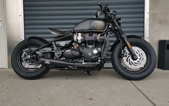 Umgebautes Motorrad Triumph Bonneville Bobber von sk-bikes GmbH - Bild 3 Umgebautes Motorrad Triumph Bonneville Bobber von sk-bikes GmbH - Bild 3