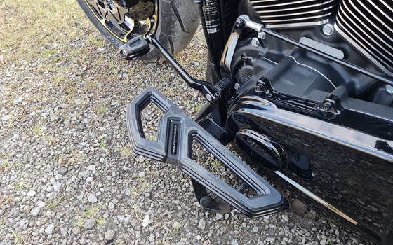 Umgebautes Motorrad Harley-Davidson Softail Fat Boy 114 FLFBS von X-Trem Custombikes - Bild 15 Umgebautes Motorrad Harley-Davidson Softail Fat Boy 114 FLFBS von X-Trem Custombikes - Bild 15