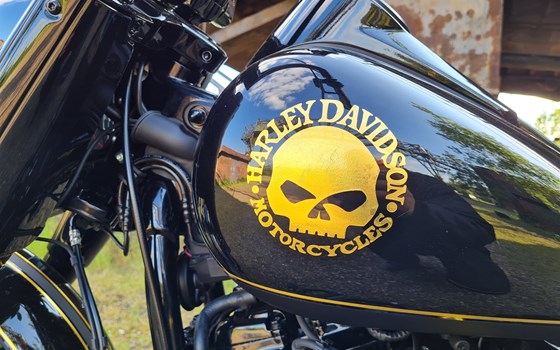 Umgebautes Motorrad Harley-Davidson Softail Fat Boy 114 FLFBS von X-Trem Custombikes - Bild 16 Umgebautes Motorrad Harley-Davidson Softail Fat Boy 114 FLFBS von X-Trem Custombikes - Bild 16