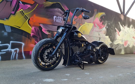 Umgebautes Motorrad Harley-Davidson Softail Fat Boy 114 FLFBS von X-Trem Custombikes - Bild 17 Umgebautes Motorrad Harley-Davidson Softail Fat Boy 114 FLFBS von X-Trem Custombikes - Bild 17