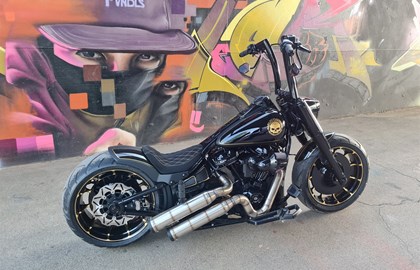 Harley-Davidson Softail Fat Boy 114 FLFBS Custom Bike