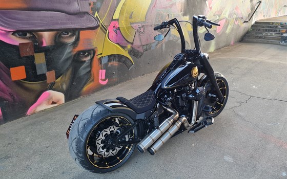 Umgebautes Motorrad Harley-Davidson Softail Fat Boy 114 FLFBS von X-Trem Custombikes - Bild 2 Umgebautes Motorrad Harley-Davidson Softail Fat Boy 114 FLFBS von X-Trem Custombikes - Bild 2