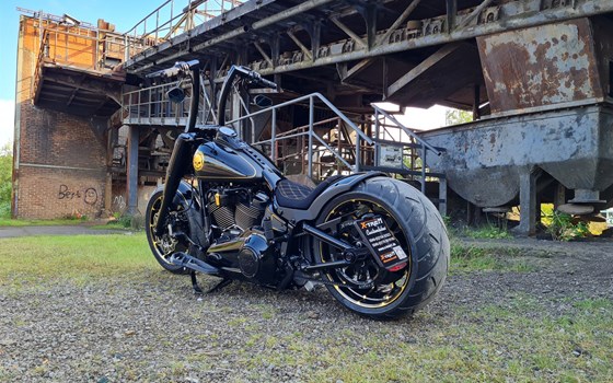 Umgebautes Motorrad Harley-Davidson Softail Fat Boy 114 FLFBS von X-Trem Custombikes - Bild 7 Umgebautes Motorrad Harley-Davidson Softail Fat Boy 114 FLFBS von X-Trem Custombikes - Bild 7