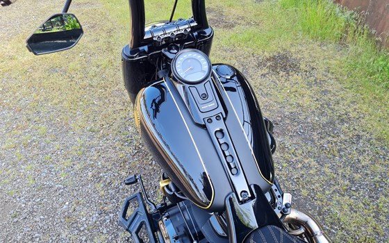 Umgebautes Motorrad Harley-Davidson Softail Fat Boy 114 FLFBS von X-Trem Custombikes - Bild 9 Umgebautes Motorrad Harley-Davidson Softail Fat Boy 114 FLFBS von X-Trem Custombikes - Bild 9
