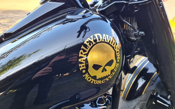 Umgebautes Motorrad Harley-Davidson Softail Fat Boy 114 FLFBS von X-Trem Custombikes - Bild 12 Umgebautes Motorrad Harley-Davidson Softail Fat Boy 114 FLFBS von X-Trem Custombikes - Bild 12