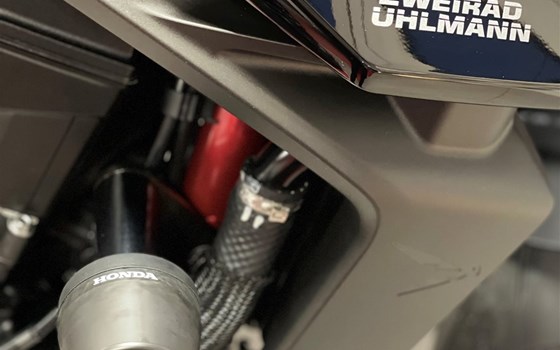 Umgebautes Motorrad Honda CB750 Hornet von Zweirad Uhlmann - Bild 6 Umgebautes Motorrad Honda CB750 Hornet von Zweirad Uhlmann - Bild 6