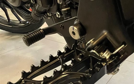 Umgebautes Motorrad Honda CL500 von Zweirad Uhlmann - Bild 3 Umgebautes Motorrad Honda CL500 von Zweirad Uhlmann - Bild 3