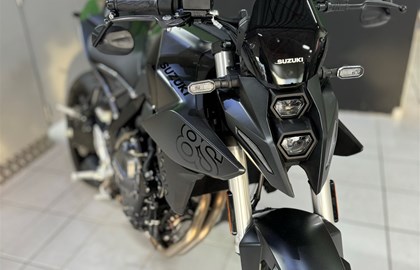 Kawasaki GSX-8S Custom Bike Kawasaki GSX-8S Custom Bike