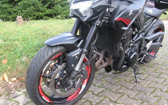 Umgebautes Motorrad Kawasaki Z900 von Bike Performance by Joachim Fegert - Bild 2 Umgebautes Motorrad Kawasaki Z900 von Bike Performance by Joachim Fegert - Bild 2