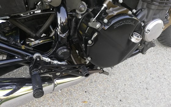 Umgebautes Motorrad Honda CB 750 Sevenfifty von user1277876 - Bild 9 Umgebautes Motorrad Honda CB 750 Sevenfifty von user1277876 - Bild 9