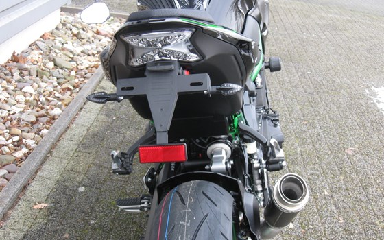 Umgebautes Motorrad Kawasaki Z900 von Alfred Kührer Moto-Service u. Zubehör - Bild 9 Umgebautes Motorrad Kawasaki Z900 von Alfred Kührer Moto-Service u. Zubehör - Bild 9