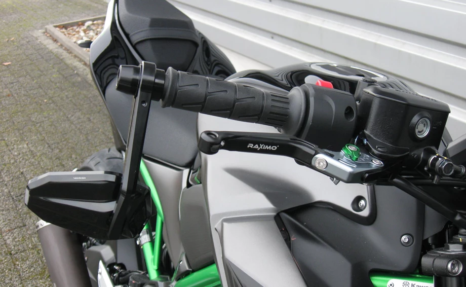 Umbgebautes Motorrad Kawasaki Z900 Bild 5: Umbgebautes Motorrad Kawasaki Z900