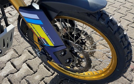 Umgebautes Motorrad Suzuki V-Strom 800DE von Suedbike e.K. Inhaber Wolfgang Schustek - Bild 7 Umgebautes Motorrad Suzuki V-Strom 800DE von Suedbike e.K. Inhaber Wolfgang Schustek - Bild 7