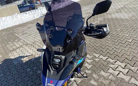 Umgebautes Motorrad Suzuki V-Strom 800DE von Suedbike e.K. Inhaber Wolfgang Schustek - Bild 9 Umgebautes Motorrad Suzuki V-Strom 800DE von Suedbike e.K. Inhaber Wolfgang Schustek - Bild 9