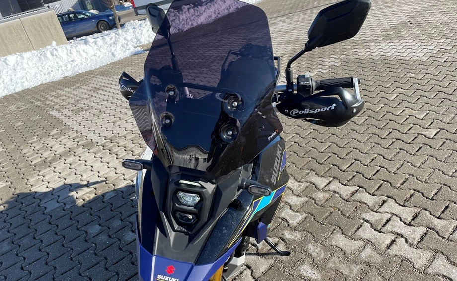 Rebuilt motorbike Suzuki V-Strom 800DE Bild 9: Rebuilt motorbike Suzuki V-Strom 800DE