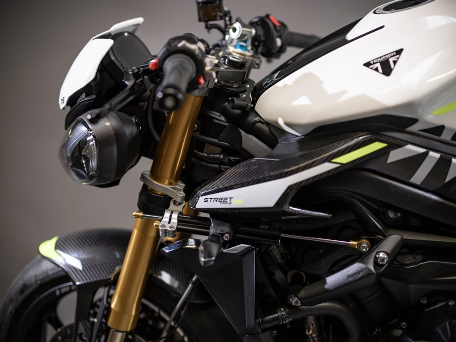 Umbgebautes Motorrad Triumph Street Triple 765 Moto2 Edition Bild 7: Umbgebautes Motorrad Triumph Street Triple 765 Moto2 Edition