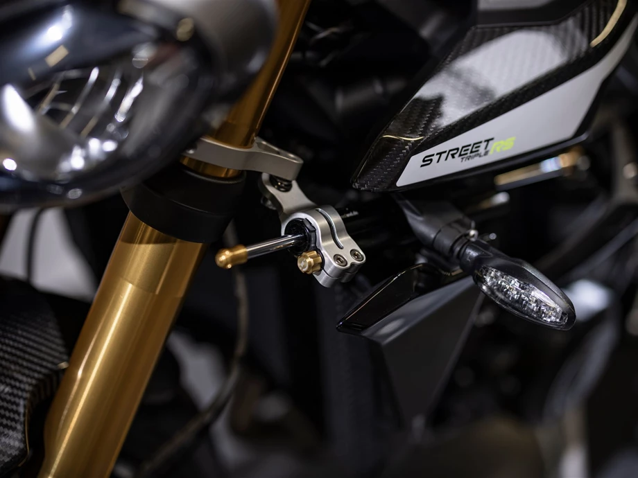 Umbgebautes Motorrad Triumph Street Triple 765 Moto2 Edition Bild 13: Umbgebautes Motorrad Triumph Street Triple 765 Moto2 Edition