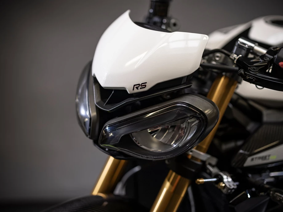 Umbgebautes Motorrad Triumph Street Triple 765 Moto2 Edition Bild 15: Umbgebautes Motorrad Triumph Street Triple 765 Moto2 Edition
