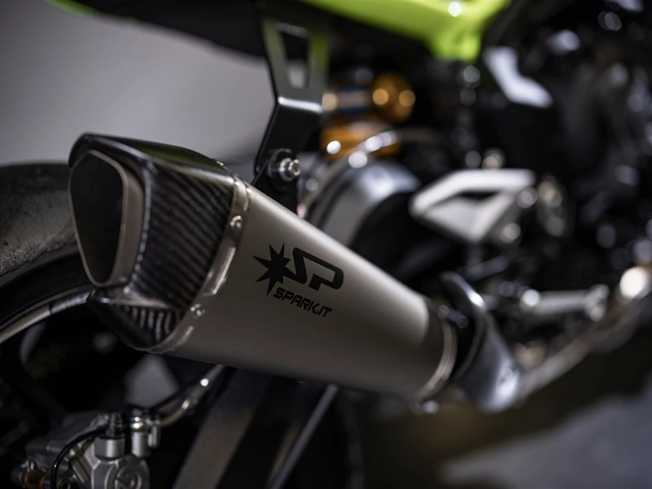 Umbgebautes Motorrad Triumph Street Triple 765 Moto2 Edition Bild 3: Umbgebautes Motorrad Triumph Street Triple 765 Moto2 Edition