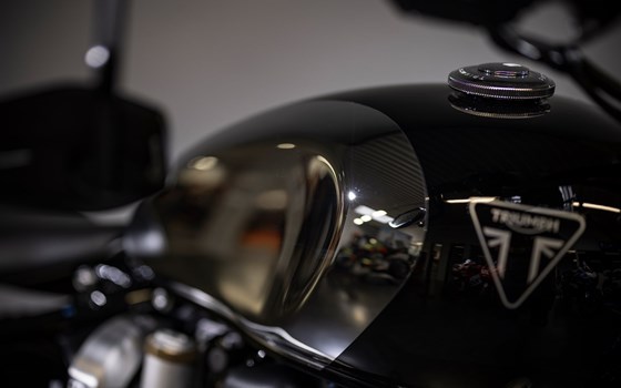 Umgebautes Motorrad Triumph Bonneville Bobber von Triumph Emsland - Hertrampf Racing - Bild 25 Umgebautes Motorrad Triumph Bonneville Bobber von Triumph Emsland - Hertrampf Racing - Bild 25