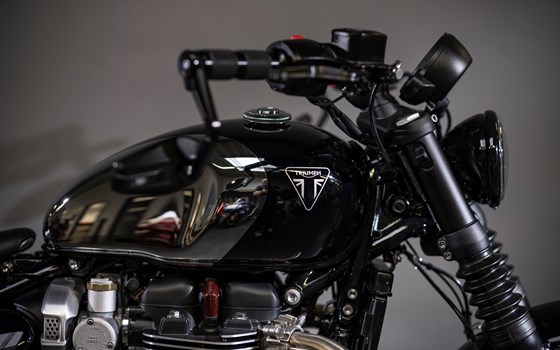 Umgebautes Motorrad Triumph Bonneville Bobber von Triumph Emsland - Hertrampf Racing - Bild 29 Umgebautes Motorrad Triumph Bonneville Bobber von Triumph Emsland - Hertrampf Racing - Bild 29