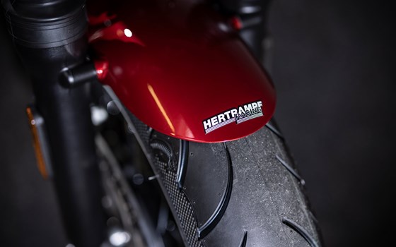 Umgebautes Motorrad Triumph Bonneville Bobber von Triumph Emsland - Hertrampf Racing - Bild 14 Umgebautes Motorrad Triumph Bonneville Bobber von Triumph Emsland - Hertrampf Racing - Bild 14