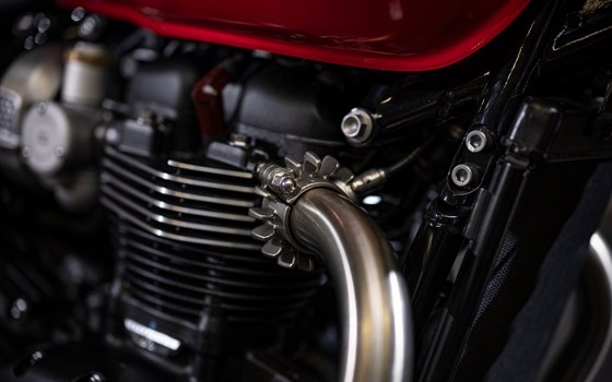 Umgebautes Motorrad Triumph Bonneville Bobber von Triumph Emsland - Hertrampf Racing - Bild 20 Umgebautes Motorrad Triumph Bonneville Bobber von Triumph Emsland - Hertrampf Racing - Bild 20