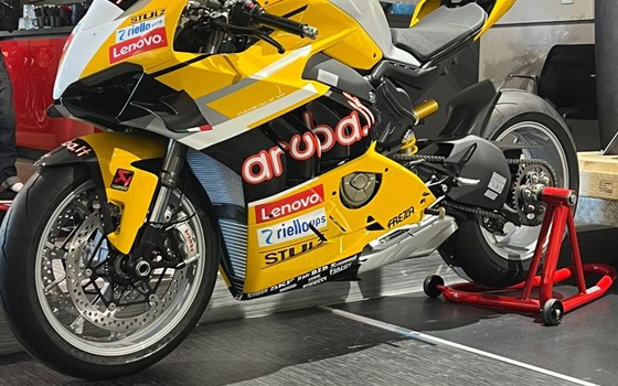 Umgebautes Motorrad Ducati Panigale V4 von Zweiradparadies Denk GmbH & Co. KG - Bild 5 Umgebautes Motorrad Ducati Panigale V4 von Zweiradparadies Denk GmbH & Co. KG - Bild 5