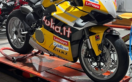 Umgebautes Motorrad Ducati Panigale V4 von Zweiradparadies Denk GmbH & Co. KG - Bild 6 Umgebautes Motorrad Ducati Panigale V4 von Zweiradparadies Denk GmbH & Co. KG - Bild 6