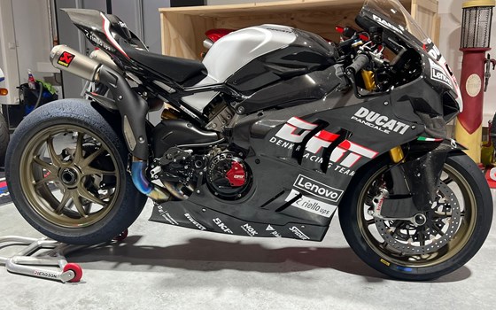 Umgebautes Motorrad Ducati Panigale V4 S von Zweiradparadies Denk GmbH & Co. KG - Bild 2 Umgebautes Motorrad Ducati Panigale V4 S von Zweiradparadies Denk GmbH & Co. KG - Bild 2