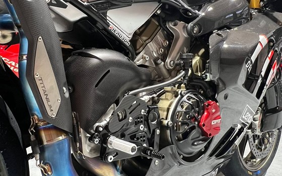 Umgebautes Motorrad Ducati Panigale V4 S von Zweiradparadies Denk GmbH & Co. KG - Bild 3 Umgebautes Motorrad Ducati Panigale V4 S von Zweiradparadies Denk GmbH & Co. KG - Bild 3