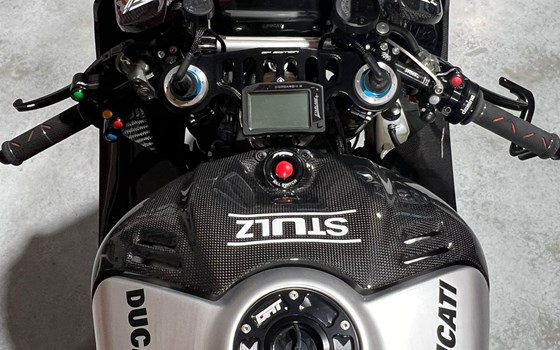 Umgebautes Motorrad Ducati Panigale V4 S von Zweiradparadies Denk GmbH & Co. KG - Bild 6 Umgebautes Motorrad Ducati Panigale V4 S von Zweiradparadies Denk GmbH & Co. KG - Bild 6