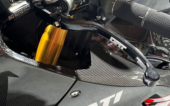 Umgebautes Motorrad Ducati Panigale V4 S von Zweiradparadies Denk GmbH & Co. KG - Bild 9 Umgebautes Motorrad Ducati Panigale V4 S von Zweiradparadies Denk GmbH & Co. KG - Bild 9