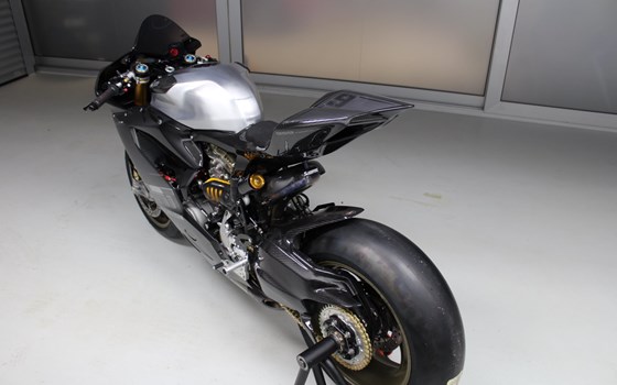 Umgebautes Motorrad Ducati 959 Panigale Corse von Zweiradparadies Denk GmbH & Co. KG - Bild 12 Umgebautes Motorrad Ducati 959 Panigale Corse von Zweiradparadies Denk GmbH & Co. KG - Bild 12